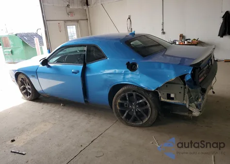 2023 Dodge Challenger R/T z USA, uszkodzony, nr VIN 2C3CDZBT0PH638188